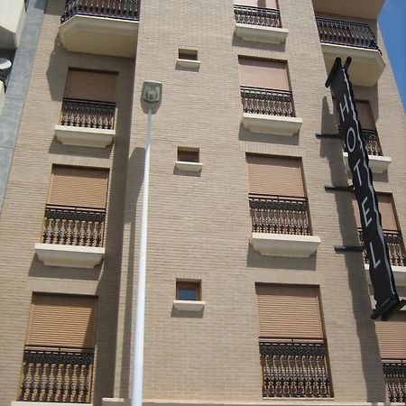Hotel Dona Isabel Torrellano Exterior foto