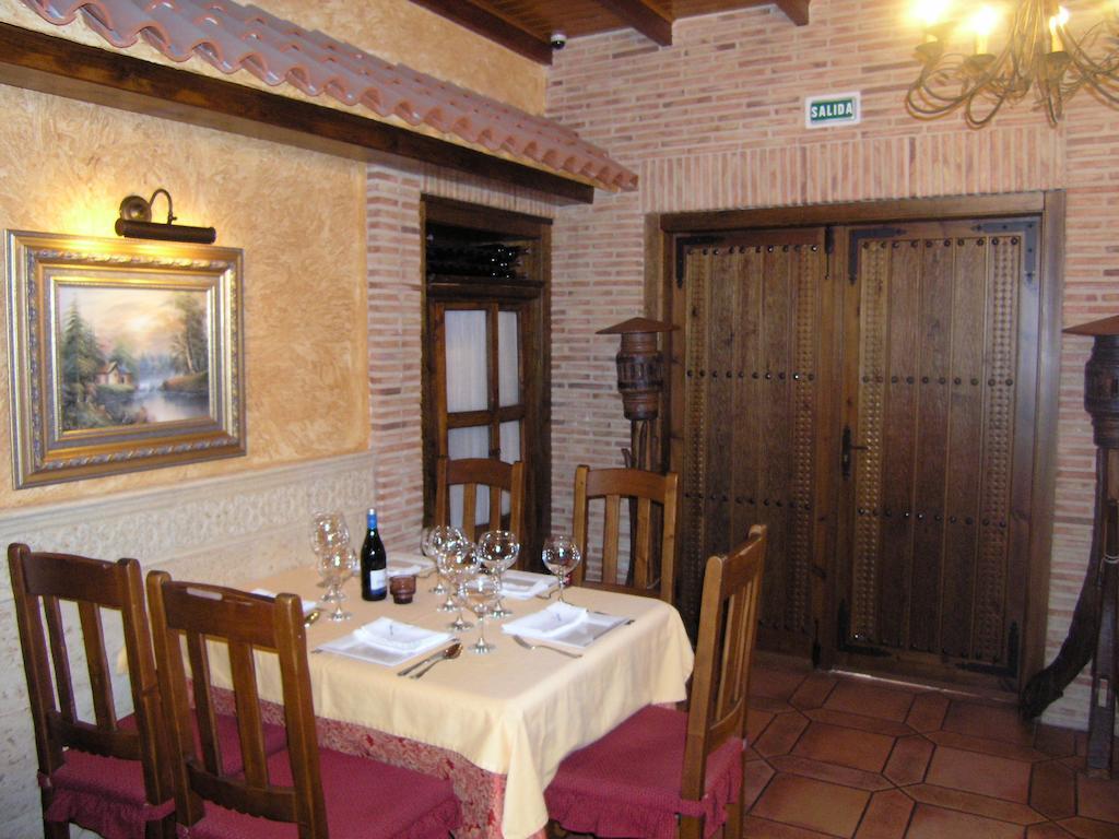 Hotel Dona Isabel Torrellano Exterior foto